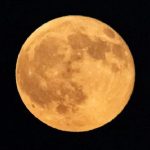 Fenomena Harvest Moon Warnai Langit RI, BMKG Imbau Potensi Banjir Rob di Wilayah Pesisir