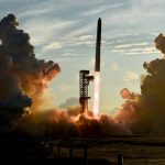 Megaroket Starship Milik SpaceX Tembus Orbit Perdana dan Sukses Lepas Satelit