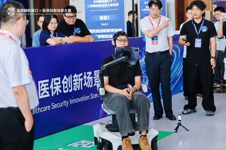 Inovasi Kursi Roda Berteknologi BCI: Mampu Bergerak Murni Lewat Pikiran