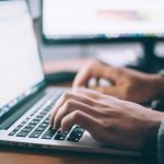 Waspadai 4 Ciri Baterai Laptop Mulai Rusak yang Sering Tidak Disadari